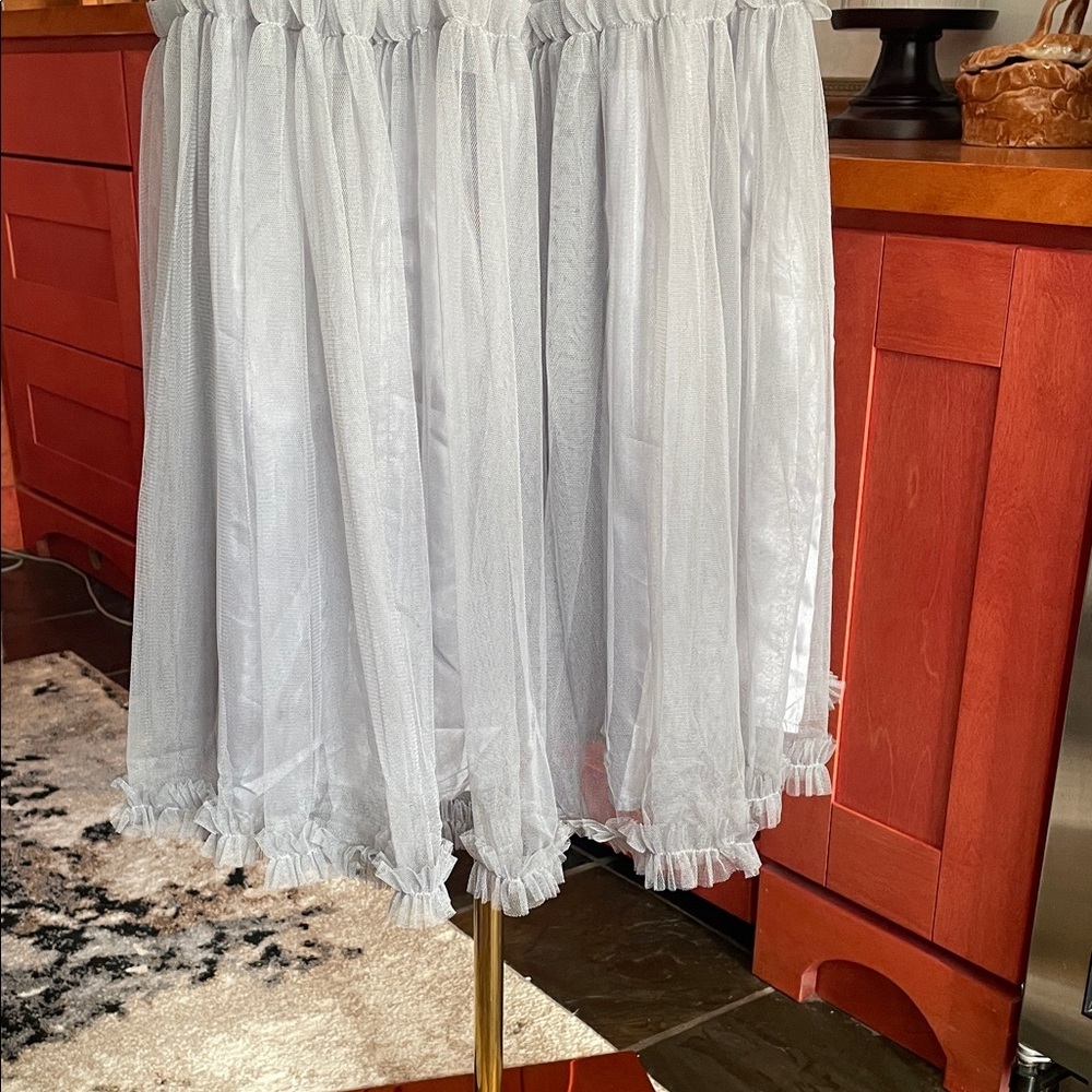 Ryu Light Gray Midi Skirt TULLE Holiday NWT Small - Picture 3 of 8